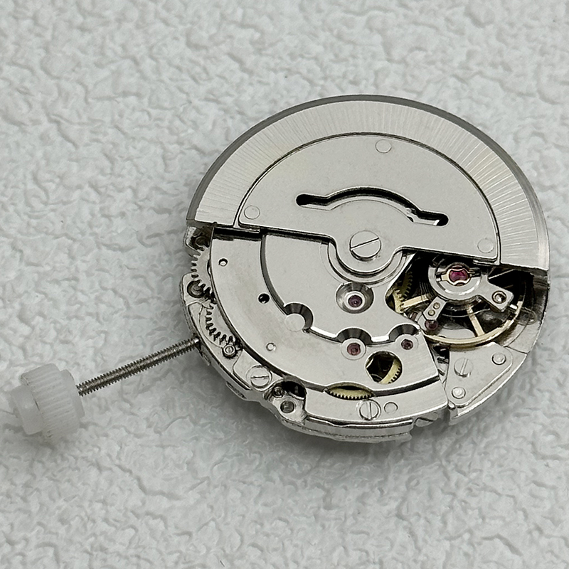 حركة 8205 أصلية جديدة تمامًا،  - مراجعة Perpetual Calendar Watch وسعره