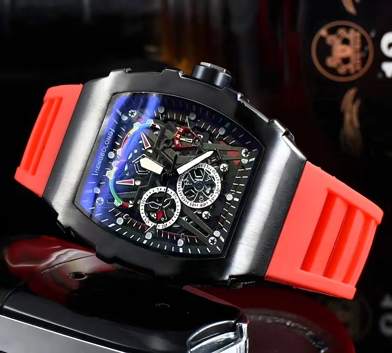 ساعة رجالية كبيرة الحجم للتجار - مراجعة Luxury Watch Trading وسعره