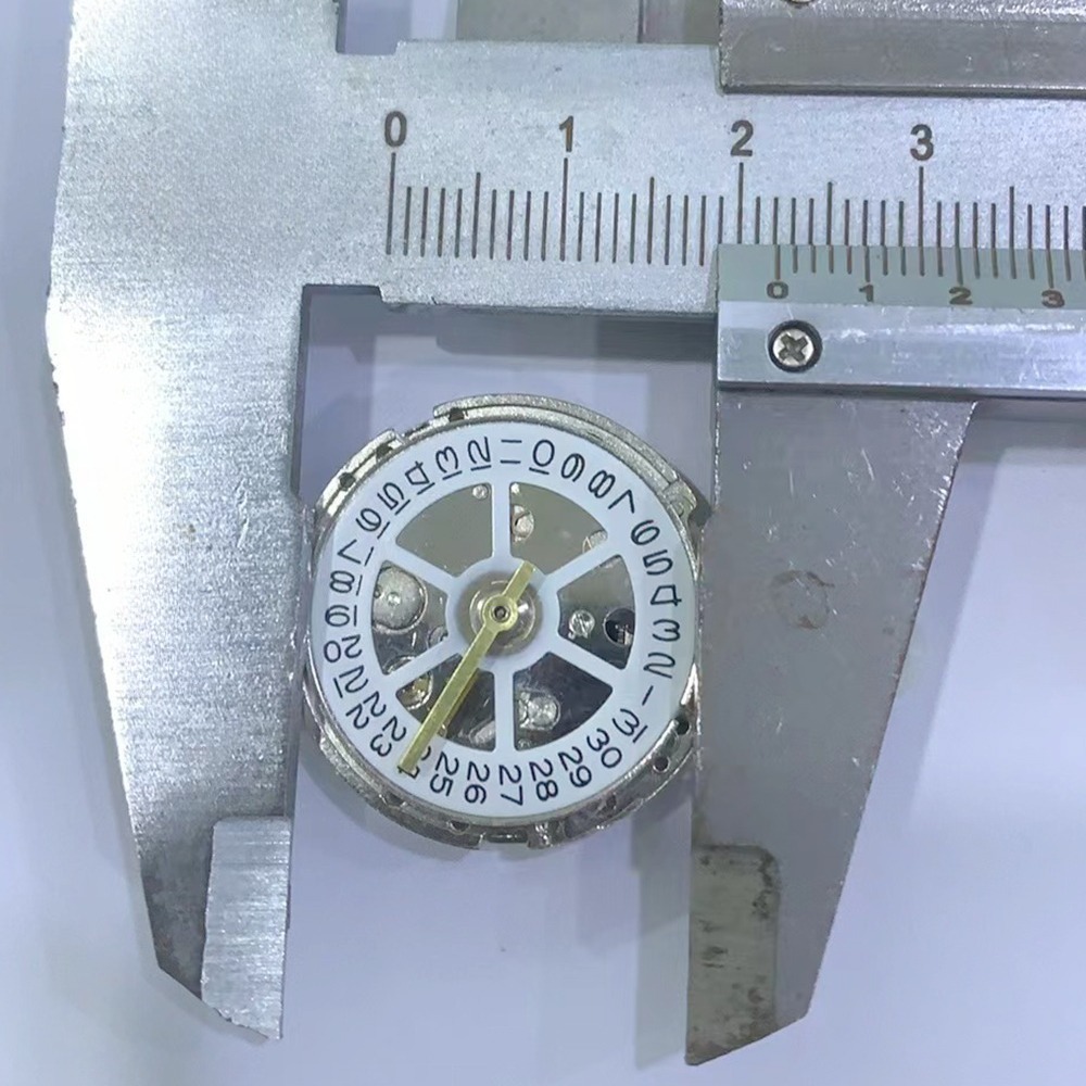 حركة أوتوماتيكية 8205 بتقويم ف - مراجعة Perpetual Calendar Watch وسعره